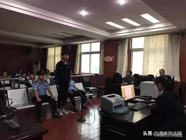 华阴法院举行“关爱明天 普法先行”青少年普法教育活动（图）