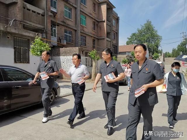 华阴法院：共驻共建聚合力 扫黑除恶在行动