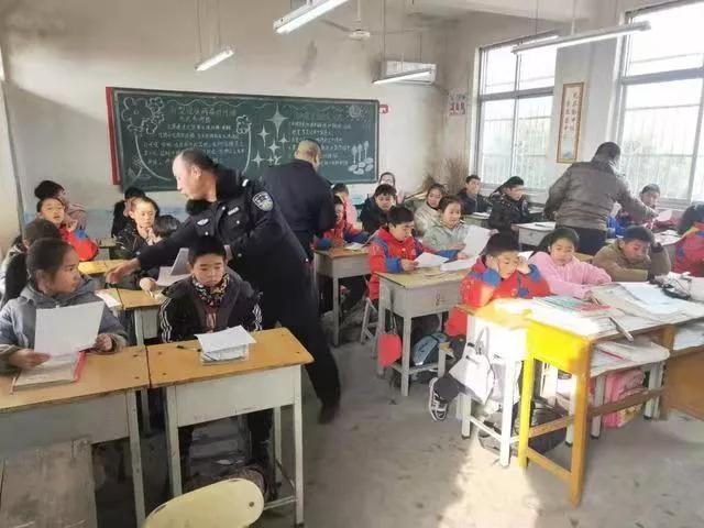 华阴市公安局三项举措推进禁限燃放烟花爆竹整治工作