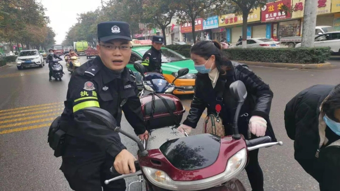 华阴市公安局巡特警大队喜获2021年度“全市人民群众满意的政法单位”荣誉称号